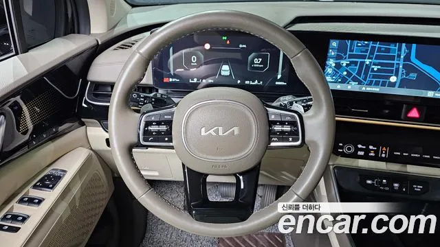 Kia Canival — Фото автомобиля 14