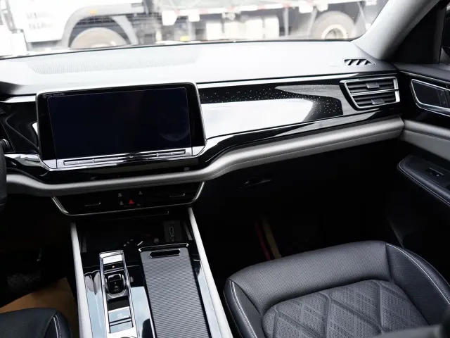 Volkswagen Teramont — Фото автомобиля 15