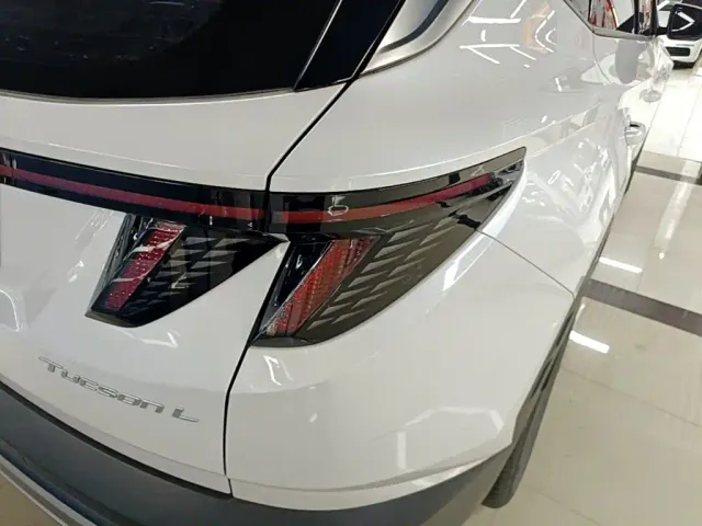 Hyundai Tucson — Фото автомобиля 7