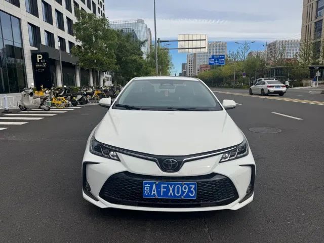 Toyota Corolla — Фото автомобиля 2