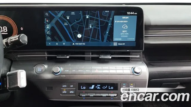 Hyundai Kona Kona (SX2) Бензин 1.6 турбо 2WD — Фото автомобиля 12