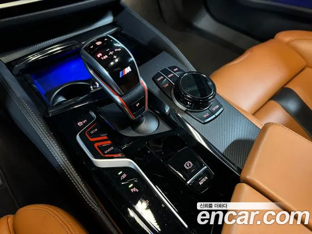 BMW M5 — Фото автомобиля 14