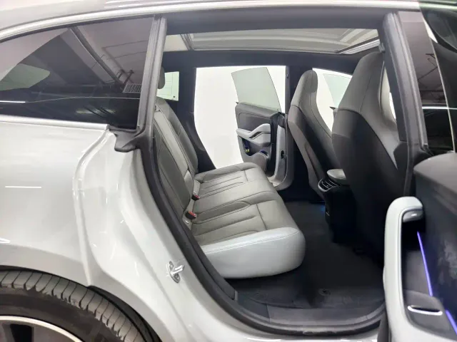 Nio ET5 Touring — Фото автомобиля 16