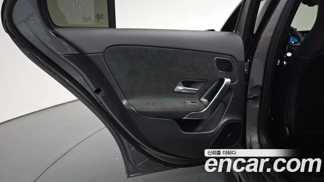 Mercedes-Benz A-Class — Фото автомобиля 19