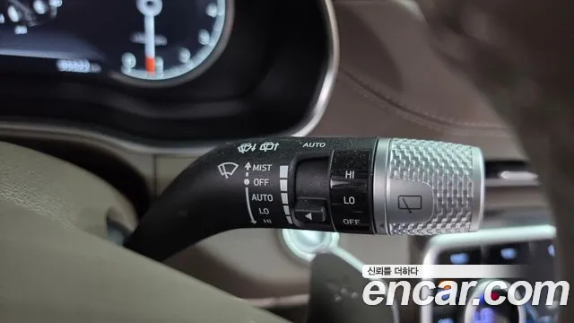Genesis GV80 — Фото автомобиля 28