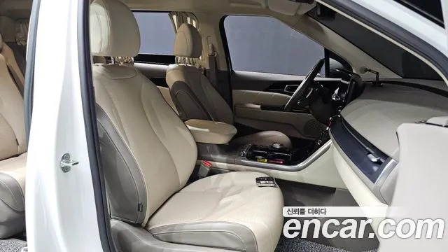 Kia Carnival 4th Gen — Фото автомобиля 16