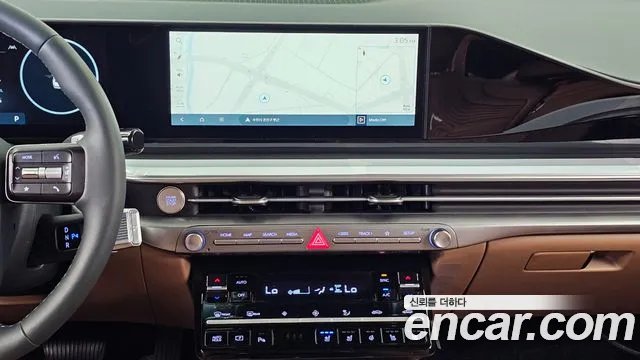 Hyundai Grandeur Grandeur (GN7) 2.5 Бензин 2WD — Фото автомобиля 13