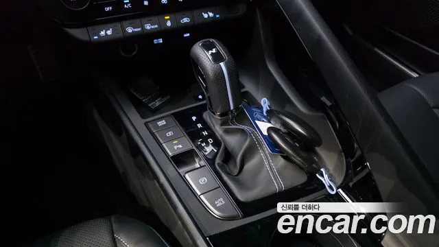 Hyundai Avante CN7 — Фото автомобиля 12