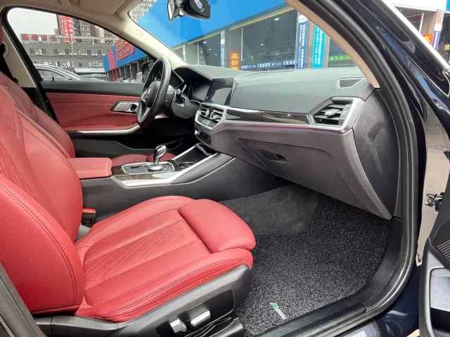 BMW 3 Series — Фото автомобиля 15