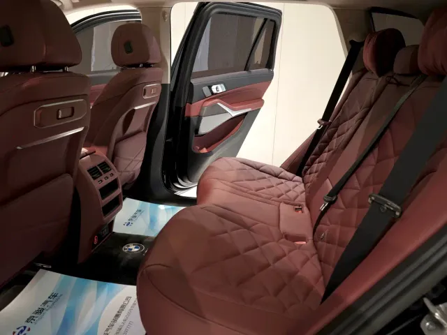 BMW X5 — Фото автомобиля 4