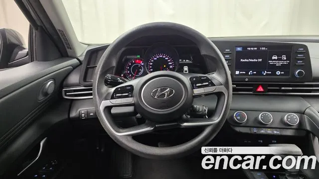 Hyundai Avante CN7 — Фото автомобиля 20