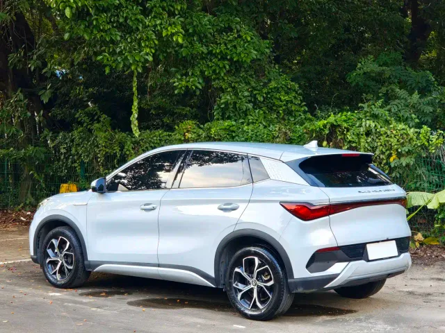 BYD Yuan PLUS — Фото автомобиля 4