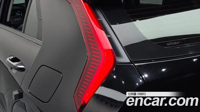 Kia Niro The All New Niro Signature — Фото автомобиля 18