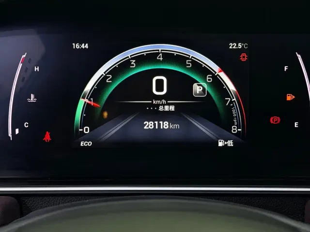 GAC Trumpchi M6 — Фото автомобиля 15
