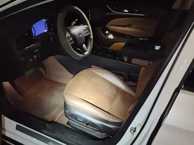 Buick Regal — Фото автомобиля 9