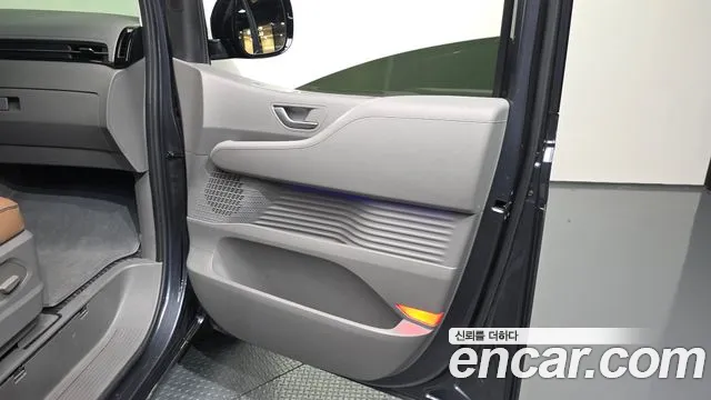 Hyundai Staria — Фото автомобиля 14