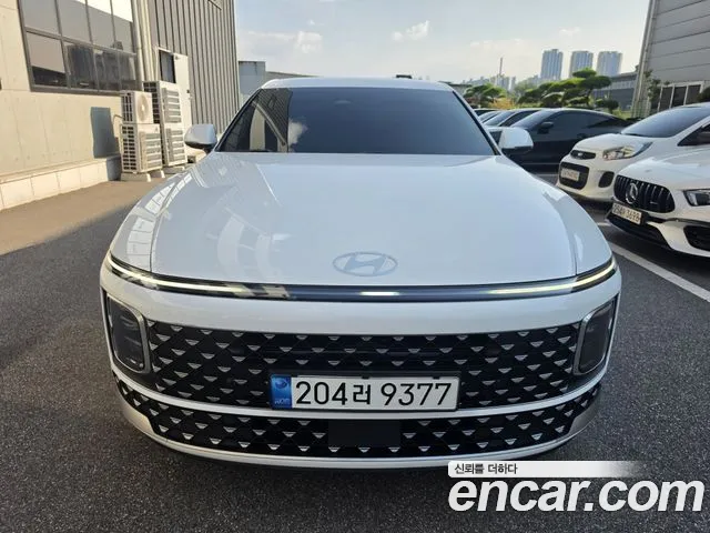 Hyundai Grandeur GN7 — Фото автомобиля 3