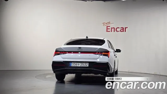Hyundai Avante CN7 — Фото автомобиля 4
