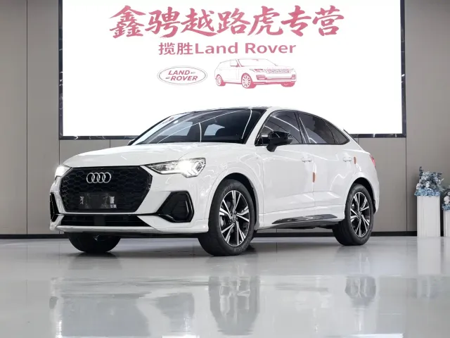 Фотография автомобиля — Audi Q3 Sportback