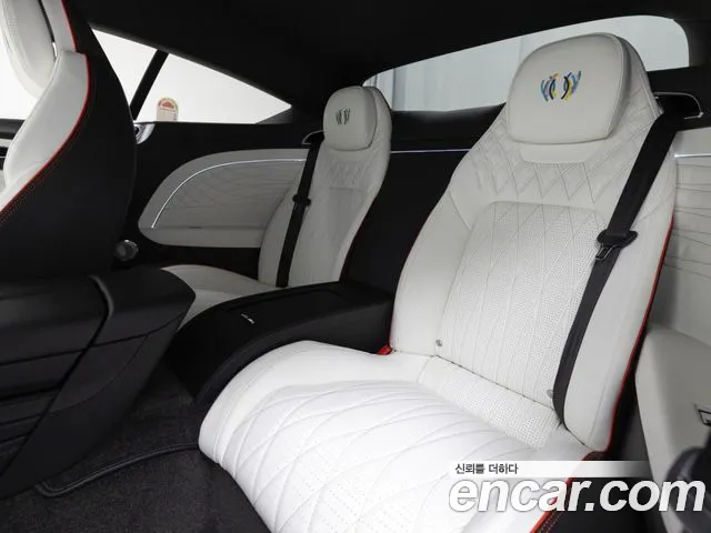 Bentley Continental — Фото автомобиля 12