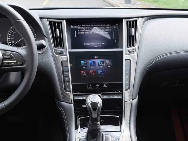 Infiniti Q50L — Фото автомобиля 10