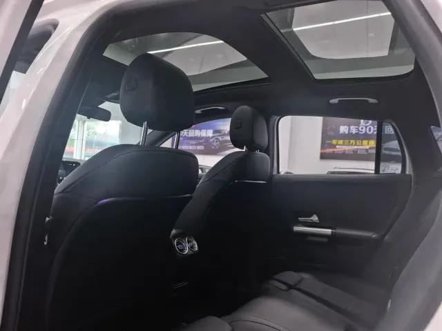 Mercedes-Benz Mercedes-Benz GLA 2023 GLA 200 — Фото автомобиля 13