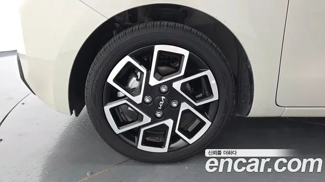 Kia RAY Новый Kia Ray Signature — Фото автомобиля 5