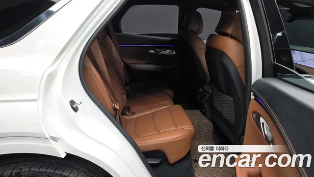 Genesis GV70 — Фото автомобиля 17