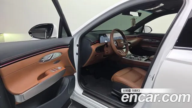 Genesis GV70 2.5T Бензин AWD — Фото автомобиля 10