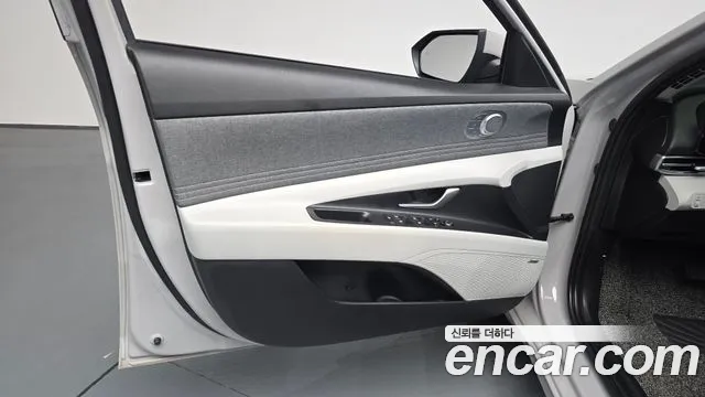 Hyundai AVANTE Avante (CN7) — Фото автомобиля 21