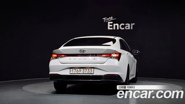 Hyundai Avante CN7 — Фото автомобиля 4