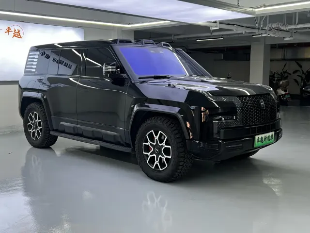 BYD U8 — Фото автомобиля 3