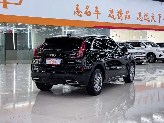 Cadillac XT4 — Фото автомобиля 18