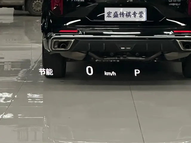 GAC Trumpchi GS8 — Фото автомобиля 15