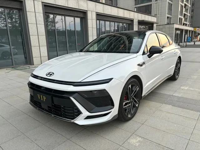 Фотография автомобиля — Hyundai Sonata