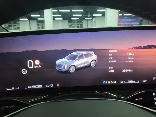 Cadillac XT5 — Фото автомобиля 11
