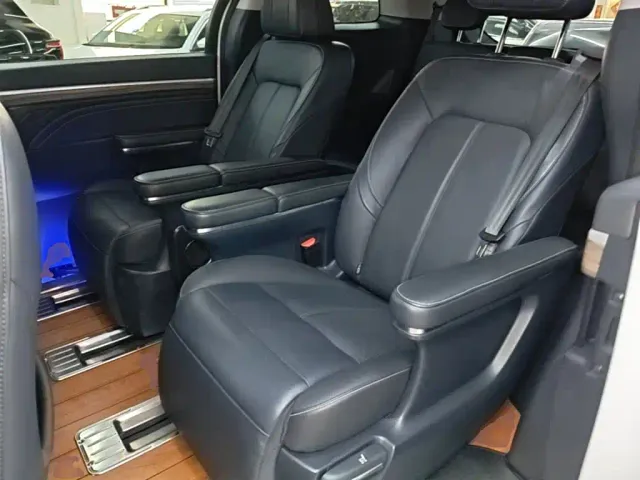 GAC Trumpchi M8 — Фото автомобиля 16