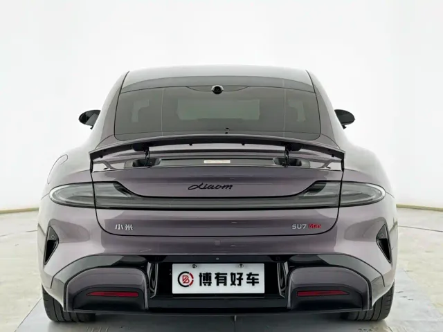 Xiaomi SU7 — Фото автомобиля 12