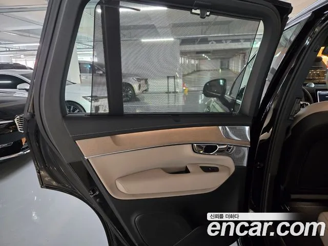 Volvo XC90 Generation 2 — Фото автомобиля 14