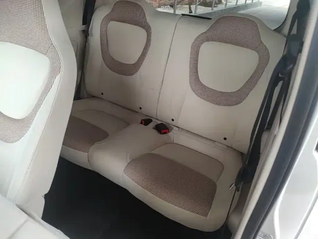 Wuling Hongguang Mini EV — Фото автомобиля 16