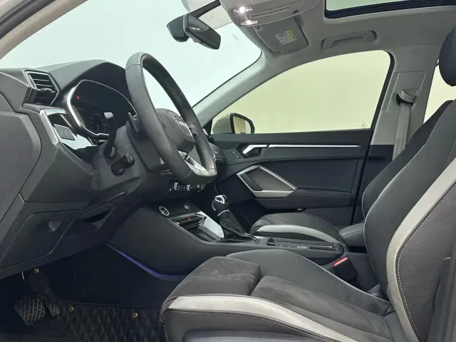 Audi Q3 — Фото автомобиля 7