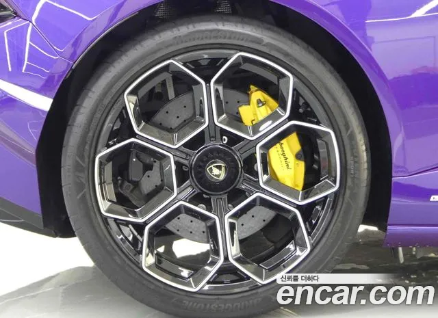 Lamborghini Huracan — Фото автомобиля 9