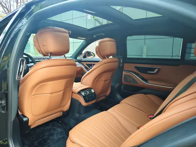 Mercedes-Benz S-Class — Фото автомобиля 8