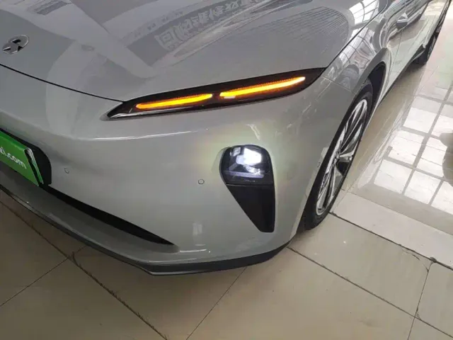 Nio ET5 Touring — Фото автомобиля 17