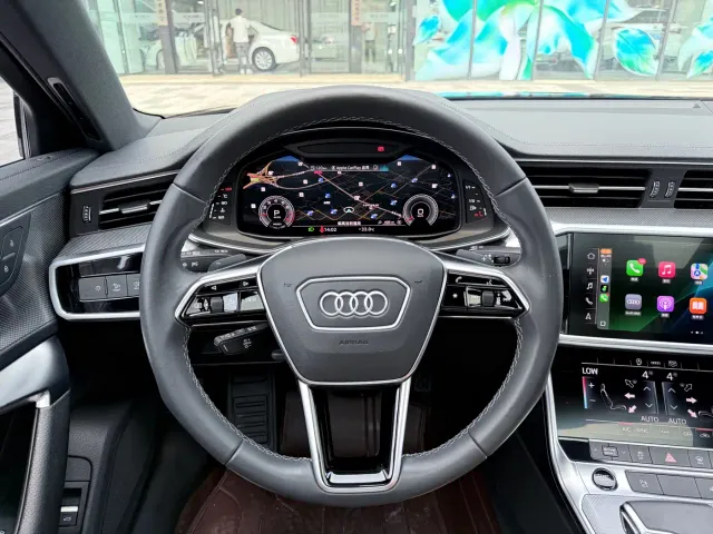 Audi A6L — Фото автомобиля 15