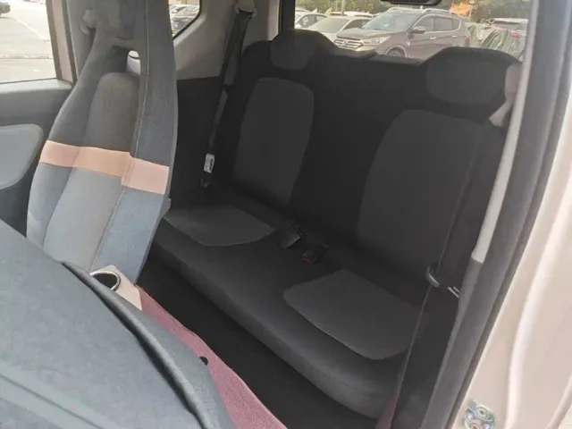 Wuling Hongguang Mini EV — Фото автомобиля 14