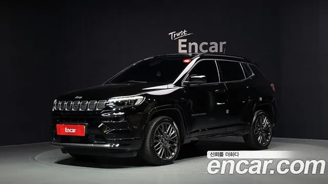 Фотография автомобиля — Jeep Compass