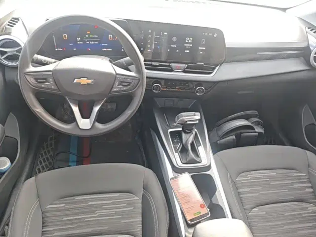 Chevrolet Monza — Фото автомобиля 9