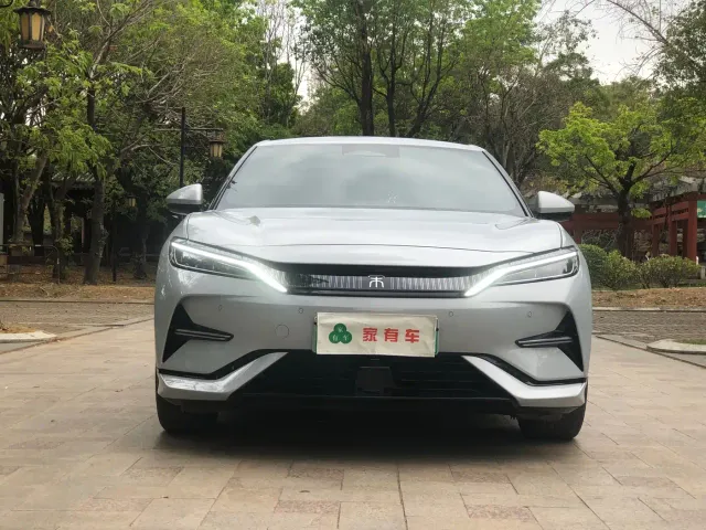 BYD Song L EV — Фото автомобиля 2