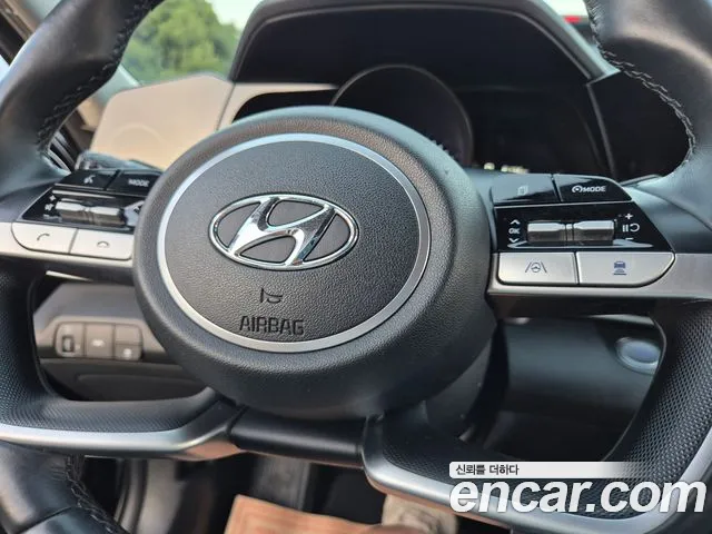 Hyundai AVANTE Avante (CN7) — Фото автомобиля 16